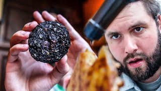 Italian tries BRITISH FOOD in London Welsh Rabbit Jellied Eels Black Pudding [upl. by Greeson54]