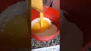 Bolo de Cenoura com calda de chocolate cakerecipes cake fome comer [upl. by Golter]