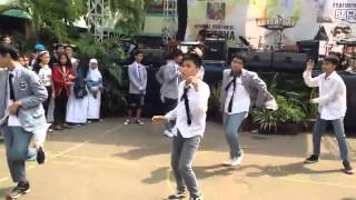 EXOXO Dance Cover EXO  Wolf Growl amp Overdose at Pensi SMPN 30 Jakarta [upl. by Bryon]