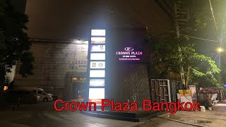 Crown Plaza Bangkok Lumpini Park corner suite room [upl. by Frey]