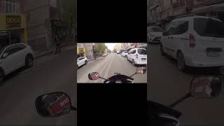 motor motorcu motorcukavgaları trafikdikkatli kaza biker motovlog rider bisiklet bikelife [upl. by Teresa539]