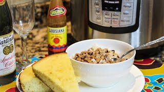 BLACKEYED PEAS in the INSTANT POT  The easiest blackeyed peas ever [upl. by Enihsnus647]