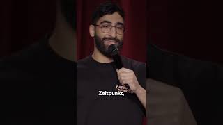 Flirt oder Beläsigung🫢 comedy kabarett kawuskalantar standupcomedy deutschecomedy standup [upl. by Tivad782]