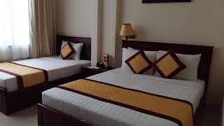 Hotels in central Saigon city Beautiful Saigon hotel [upl. by Oniliuqnart]