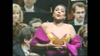 Kathleen Battle sings quotExsultate jubilatequot K 165 by Mozart Part 2 [upl. by Ivo449]