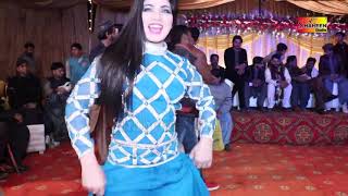 Yaar ve terian aa tasveeran mehak malik dance [upl. by Aisayt615]