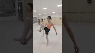 Daily dance training for girls  soft and flexible body！Dance Girls！ [upl. by Kcir135]