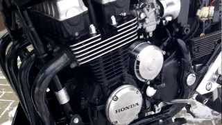 Honda CBX 750F Walk Around [upl. by Ahcmis]