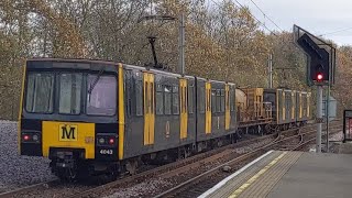 The Tyne amp Wear Metro Rail Head Treatment Train At Callerton Parkway amp Kingston Park [upl. by Eibmab974]