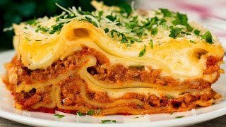 Lasagna tradițională de casă – cea mai bună rețetă… Și cât de bine arată  SavurosTV [upl. by Alrahs528]