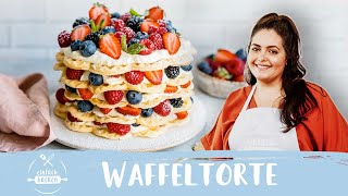 Waffeltorte mit Erdbeeren und Sahne  🍓 I Einfach Backen [upl. by Tess303]