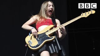 Haim performs Fleetwood Macs quotOh Wellquot live at T in the Park  BBC [upl. by Dee Dee570]