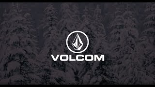 2018 Volcom GoreTex Womens Snowboarding Jacket  Review  TheHousecom [upl. by Hasty]