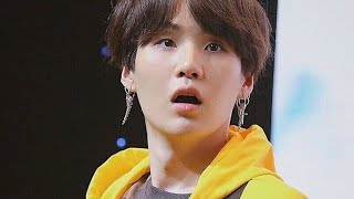 ASMR YOONGI Ele te adota e por um acidente descobre que você é uma híbrida Parte única [upl. by Tama564]