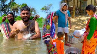 জীবনের সেরা মাগুর মাছ ধরা  Bengali style village pond fishing and cooking  villfood [upl. by Relly806]