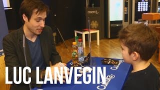 Lillusioniste Langevin nous dévoile un tour bluffant Entre science amp magie  Cultura Marseille [upl. by Naehs]