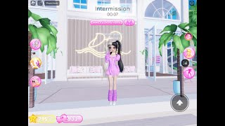 Playing the new DRESS TO IMPRESS Update my userMelBabyYT [upl. by Conard]