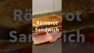 Röstbrot Sandwich mit Omelett Schnicken und Tomaten shorts abendbrot [upl. by Danaher46]