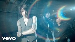 Metro Station  Shake It MTV Video [upl. by Slohcin]