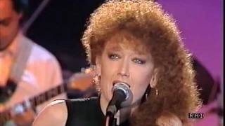 Fiorella Mannoia Eilat  Live 1986 [upl. by Avehstab]