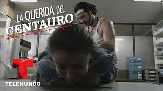 La Querida del Centauro  Escena del Día 12  Telemundo [upl. by Illyes]