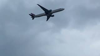 Qatar Airways 777 taking off at Adelaide [upl. by Goff24]