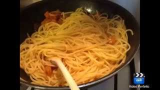 SPAGHETTI CON ALICI PICCANTI [upl. by Notgnihsaw]