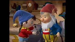 Make Way For Noddy  Noddy Goes ShoppingUrduHindi [upl. by Decca]