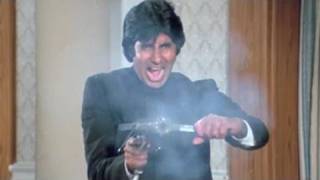 Amitabh Bachchan kills Kader Khan  Inquilaab  Action Scene 2021 [upl. by Esetal]