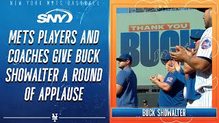 Mets players coaches and fans give Buck Showalter round of applause  SNY [upl. by Pelagi]