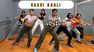 Gaadi Kaali Song  Neha Kakkar Rohanpreet Singh  Dance Cover  Piyali Saha Choreography  PDA [upl. by Martynne879]