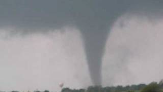 Elmwood IL Tornado June 5 2010 [upl. by Hsemin]