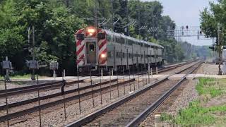 Metra 8581 Gallery Cab Car leading BNSF Line at Downers Grove Station metra [upl. by Avril316]