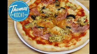 Die perfekte Pizza mit Hilfe eines Pizzasteines backen  Thomas kocht [upl. by Joscelin648]