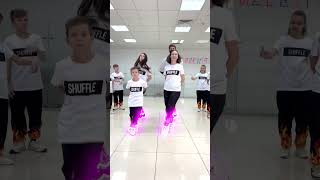 Шаффл Баттл 😎🔥 WHO BEST DANCERS  🤔 TUZELITY SHUFFLE 😨 NEON MODE [upl. by Effy936]