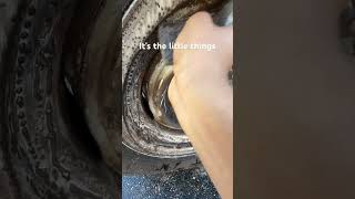 Cleaning rims E350 vanlife E350 shoes [upl. by Wilfreda]