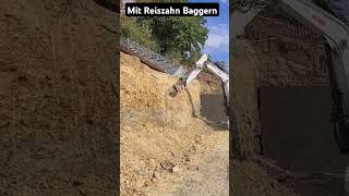 Mit Reiszahn Baggern galabaudeluca bagger excavator construction bau baustelle bobcat [upl. by Meghann]