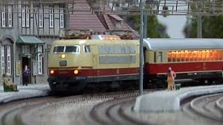 Modelleisenbahn Hessisch Lichtenau Spur H0 Holle Modellbahn mit RheingoldExpress [upl. by Lyrehc242]