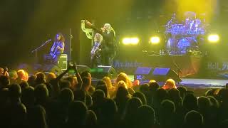 Saxon  747 Strangers In The Night  Leeds First Direct Arena  13324 [upl. by Zumstein]