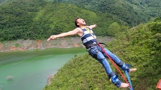 Bungee Jumping Medellin  Represa Porce III  70 Metros De Altura HD [upl. by Ynnavoj]