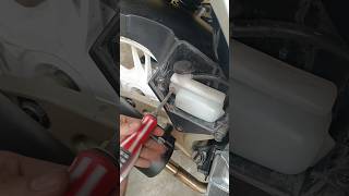 the process of installing the radiator reservoir hose on the Vario 150 vario radiator [upl. by Rohpotsirhc563]