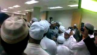 Habib Umar bin Hafiz Cape Town Airport South Afric [upl. by Melvyn376]