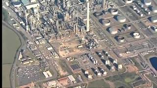 Aerial pictures Milford Haven oil refinery blast [upl. by Terra]