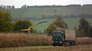 Biogas Bad Windsheim Mais 2010 NewHolland  Claas [upl. by Zeuqirdor]