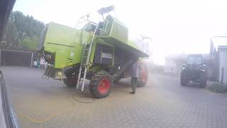 Claas Avero 240 Der Staub muss weg [upl. by Isak]