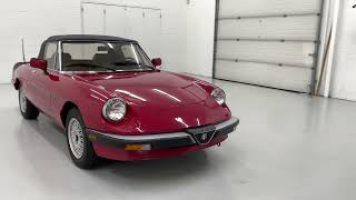 1990 Alfa Romeo Spider Graduate walkaround while running [upl. by Edroi]