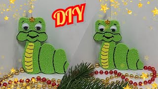 🎄СИМВОЛ 2025 года🎄ЗМЕЯ своими рукамиНовогодние поделкиDIY Christmas crafts [upl. by Nahgeam858]