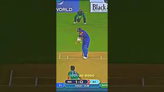 Muhamad Amir vs nassem shah bowling your best bowler youtubeshorts indiashort pakistan [upl. by Suoivatnom776]