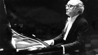 Brendel plays Beethoven Piano Sonata No2 Op2 No2 22 [upl. by Cavil]