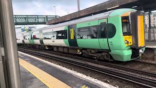 Train At Newhaven Harbour Train Station  2024 [upl. by Sielen644]